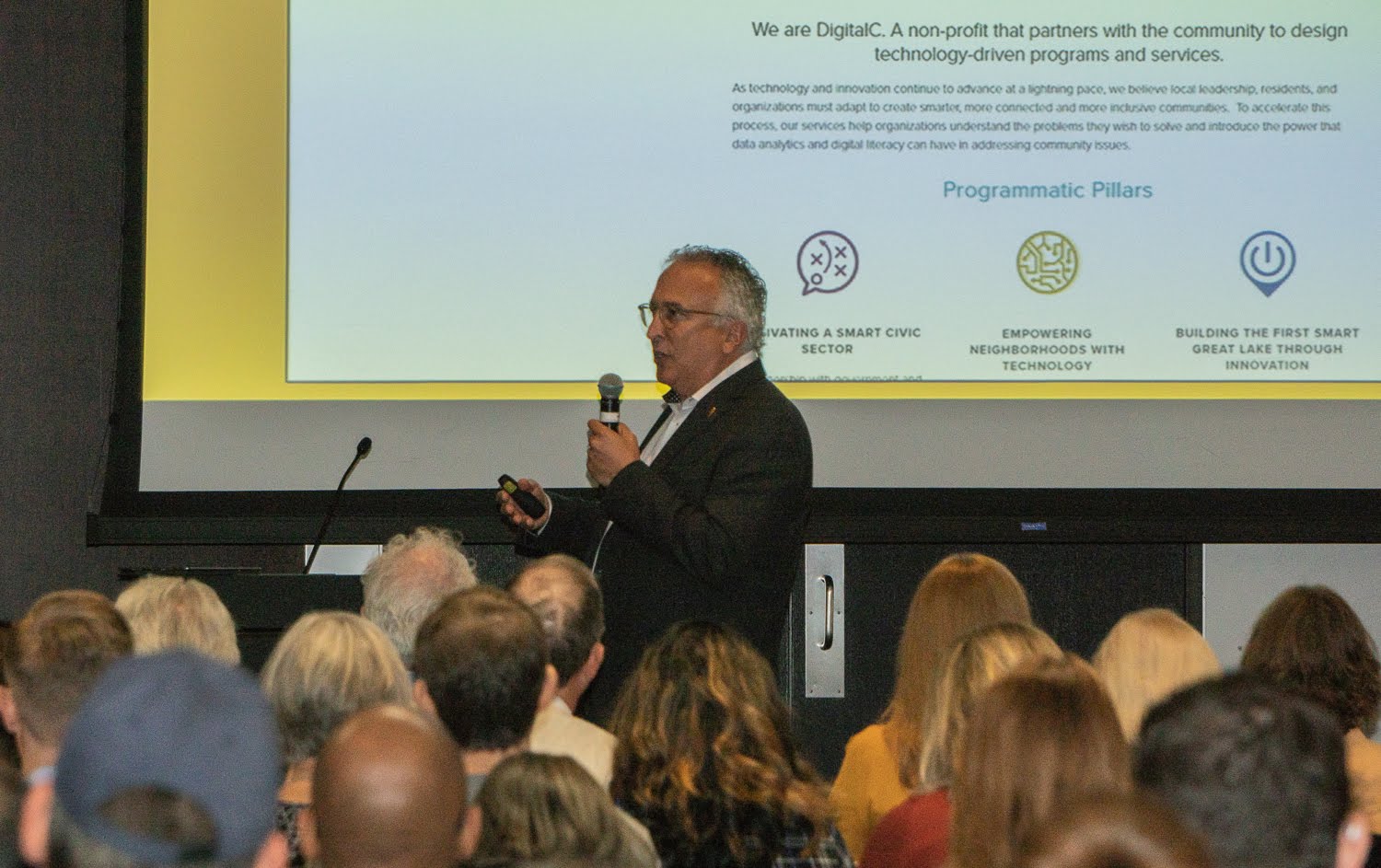 UTO CIO Lev Gonick spoke at the event.